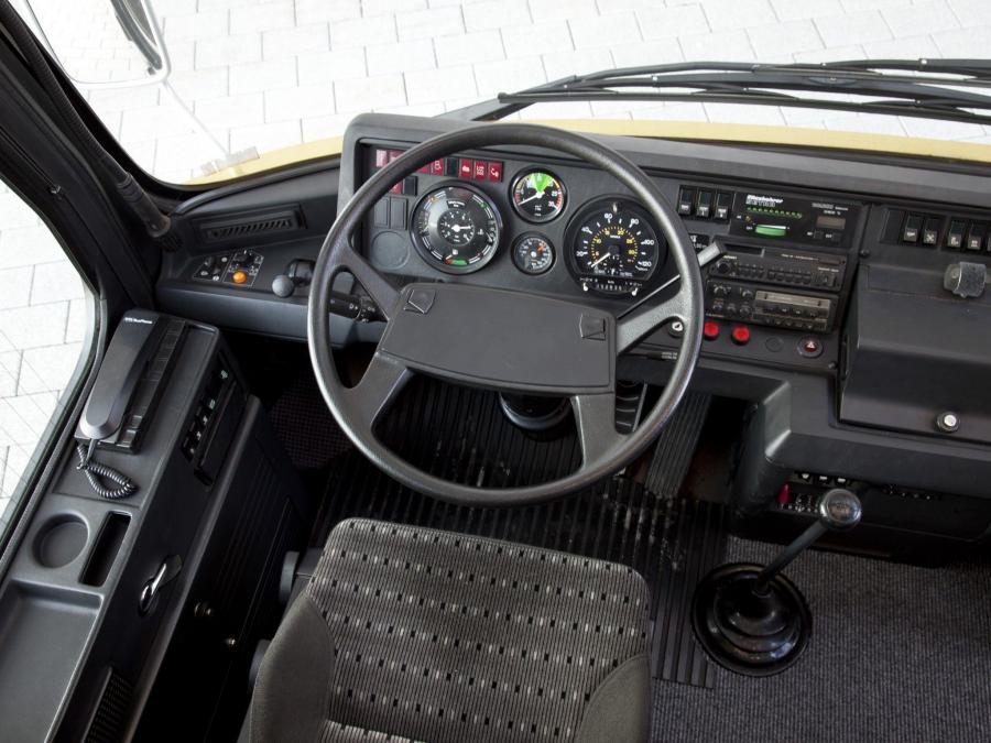  Setra S 120 HD 1988 года  (фото 8 из 12)